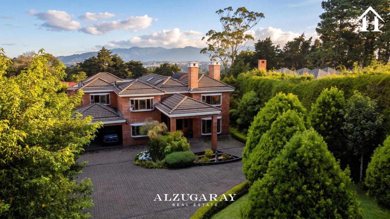 Casa Espectacular C/ Jardin 4 Hab/ las Alturas KM 18.5 CAES — Casa en Venta en Las Alturas, Carretera a El Salvador, Guatemala, Ciudad — foto 1 de 12