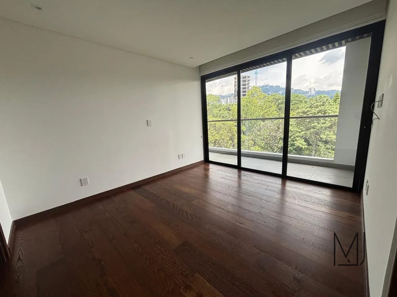 Apartamento en Alquiler / Venta | Edificio Azores | Zona 15 VH2 | 3 habitaciones · AC — Apartamento en Alquiler en Zona 15, Guatemala, Ciudad — foto 5 de 17