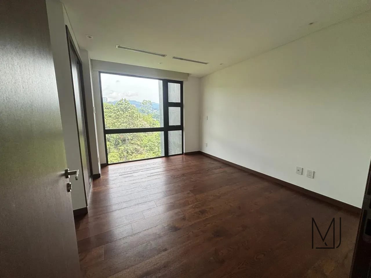 Apartamento en Alquiler / Venta | Edificio Azores | Zona 15 VH2 | 3 habitaciones · AC — Apartamento en Alquiler en Zona 15, Guatemala, Ciudad — foto 7 de 17