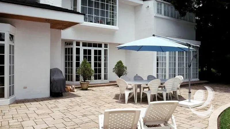 AnteriorSiguiente Venta o Renta de Amplia Casa en Carretera a El Salvador — Casa en Venta en Carretera a El Salvador, Guatemala, Ciudad — foto 11 de 17