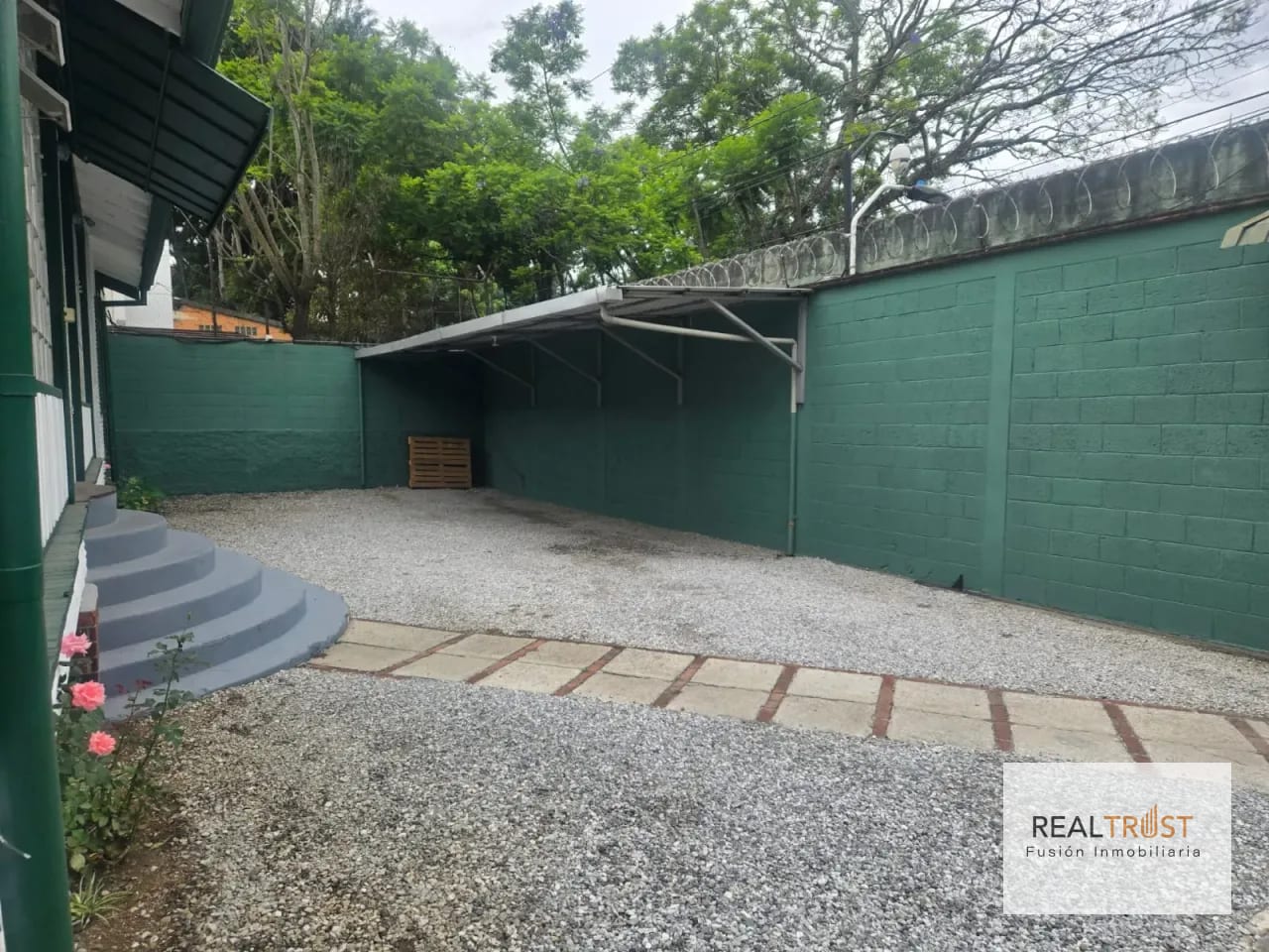 Casa para oficinas en zona 13 a pocos pasos de las Américas — Casa en Alquiler en Zona 13, Guatemala, Ciudad — foto 8 de 11