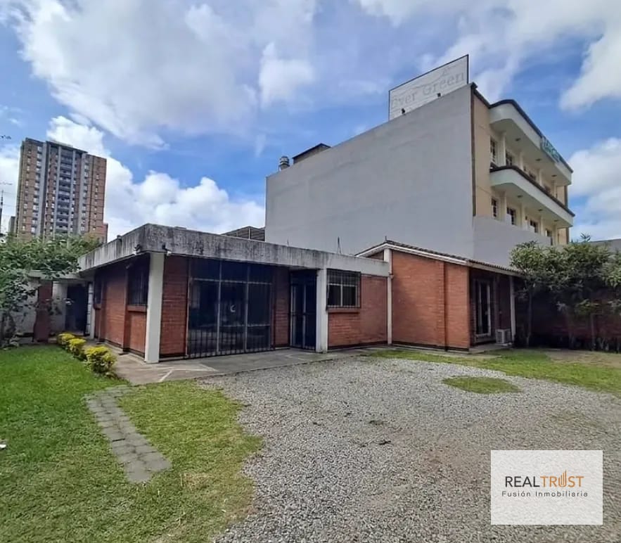 Casa en renta zona 10 — Casa en Alquiler en Zona 10, Guatemala, Ciudad — foto 1 de 17