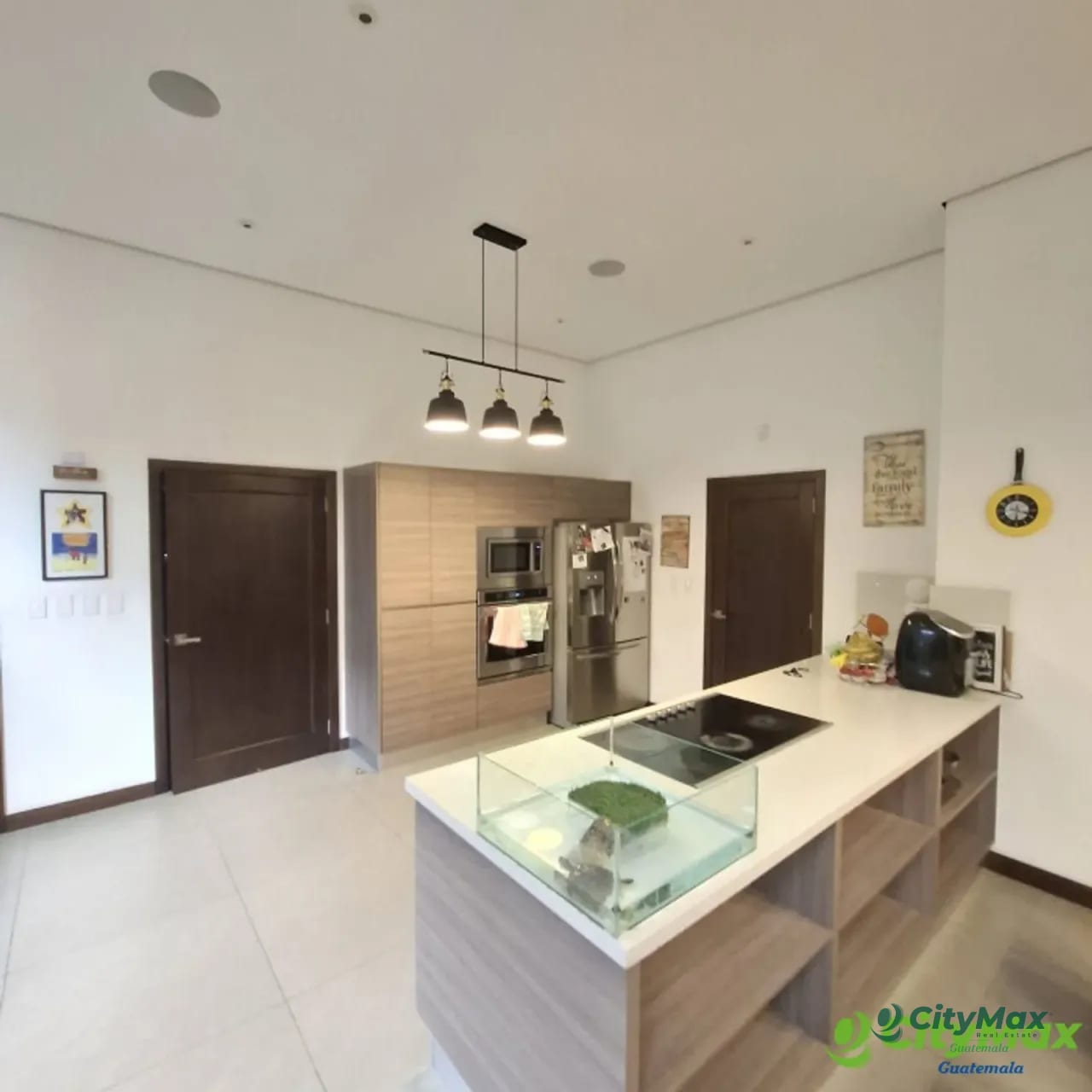 Casa de venta en Lomas de San Isidro Zona 16 — Casa en Venta en Lomas de San Isidro, Zona 16, Guatemala, Ciudad — foto 4 de 14