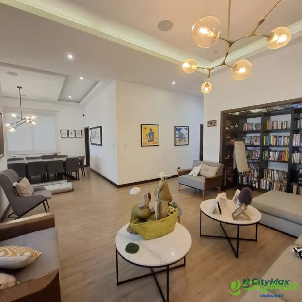 Casa de venta en Lomas de San Isidro Zona 16 — Casa en Venta en Lomas de San Isidro, Zona 16, Guatemala, Ciudad — foto 1 de 14