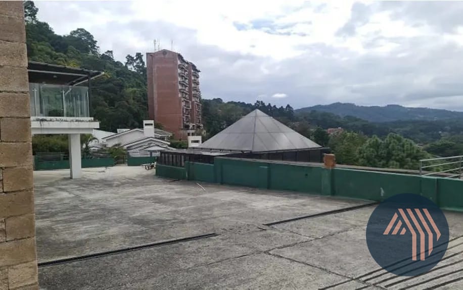 Venta de Amplia Propiedad - Montebello, KM 9.5 Carr. Salvador — Casa en Venta en Montebello I, Carretera a El Salvador, Guatemala, Ciudad — foto 6 de 17
