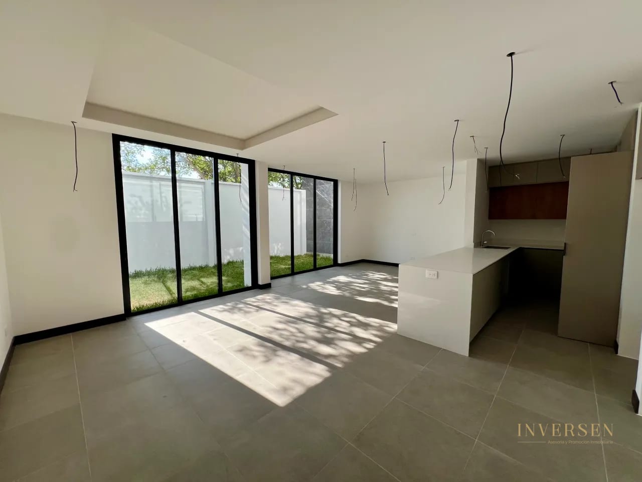Casa en venta en zona 10 - Molie — Casa en Venta en Zona 10, Guatemala, Ciudad — foto 3 de 16