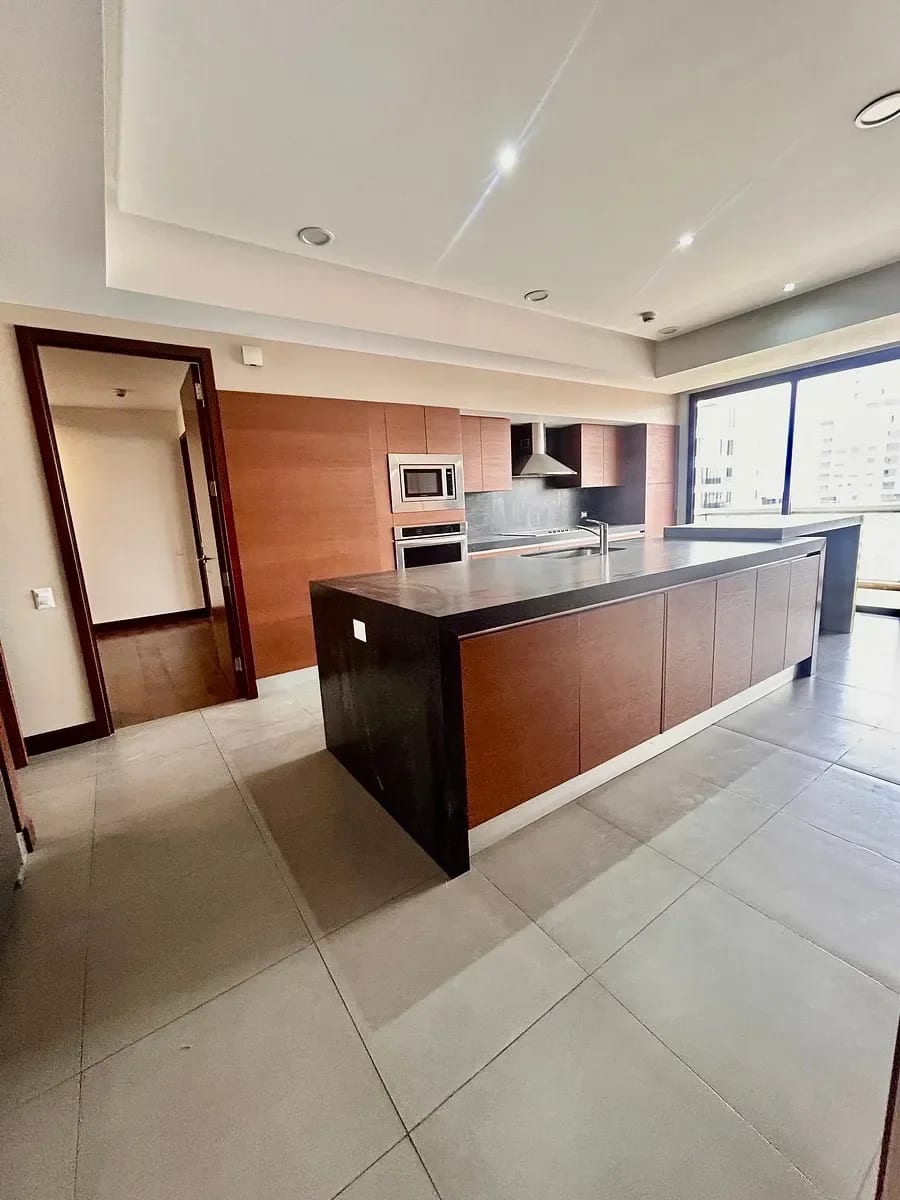 Lindo Apartamento en Venta en Tiffany 5ta con vista a la Cañada — Apartamento en Venta en Tiffany 5ta Avenida, Zona 14, Guatemala, Ciudad — foto 4 de 16