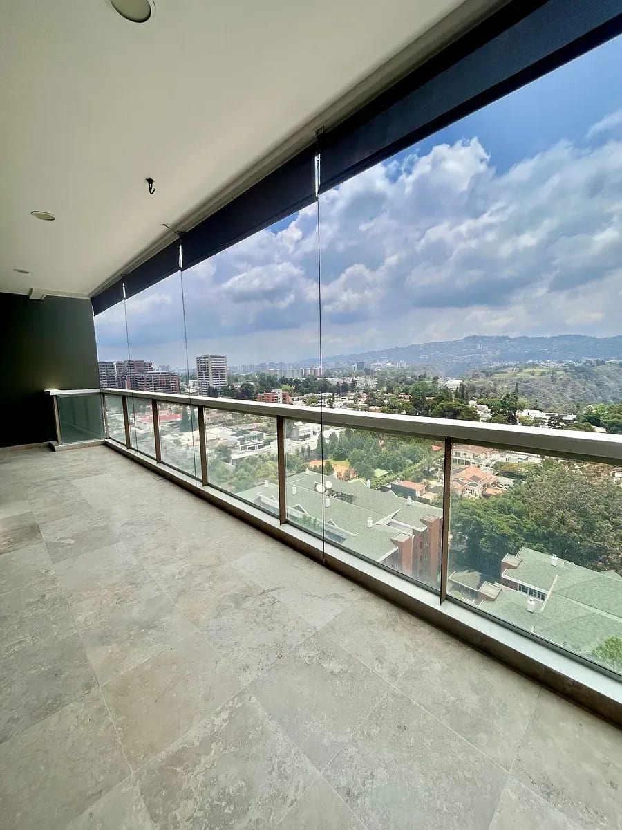Apartamento en Alquiler en Tiffany 5ta (Vista a la Cañada) — Apartamento en Alquiler en Tiffany 5ta Avenida, Zona 14, Guatemala, Ciudad — foto 1 de 11