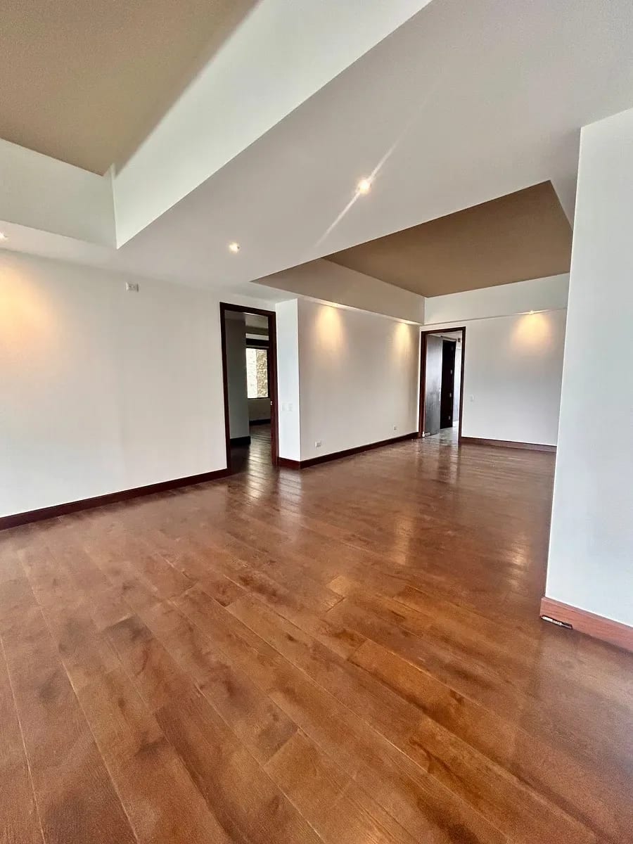 Apartamento en Alquiler en Tiffany 5ta (Vista a la Cañada) — Apartamento en Alquiler en Tiffany 5ta Avenida, Zona 14, Guatemala, Ciudad — foto 5 de 11