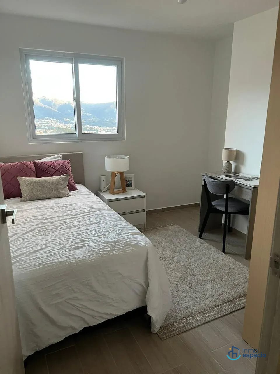 Apartamento en Alquiler o Venta | Zona 12 — Apartamento en Alquiler en Andares Doce, Zona 12, Guatemala, Ciudad — foto 7 de 9