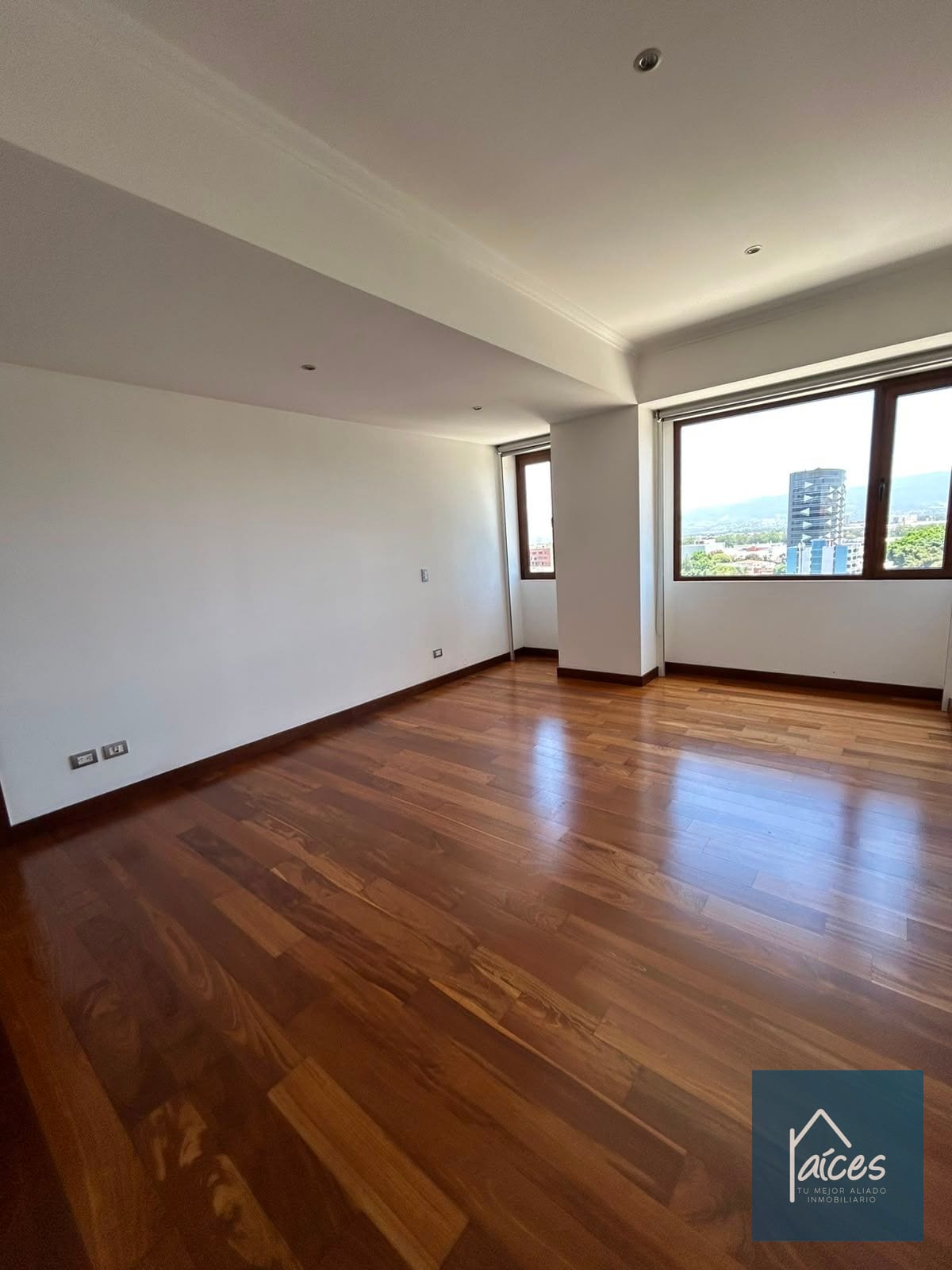 Apartamento en venta GAUDI Zona 14 (D) — Apartamento en Venta en Gaudí, Zona 14, Guatemala, Ciudad — foto 8 de 14