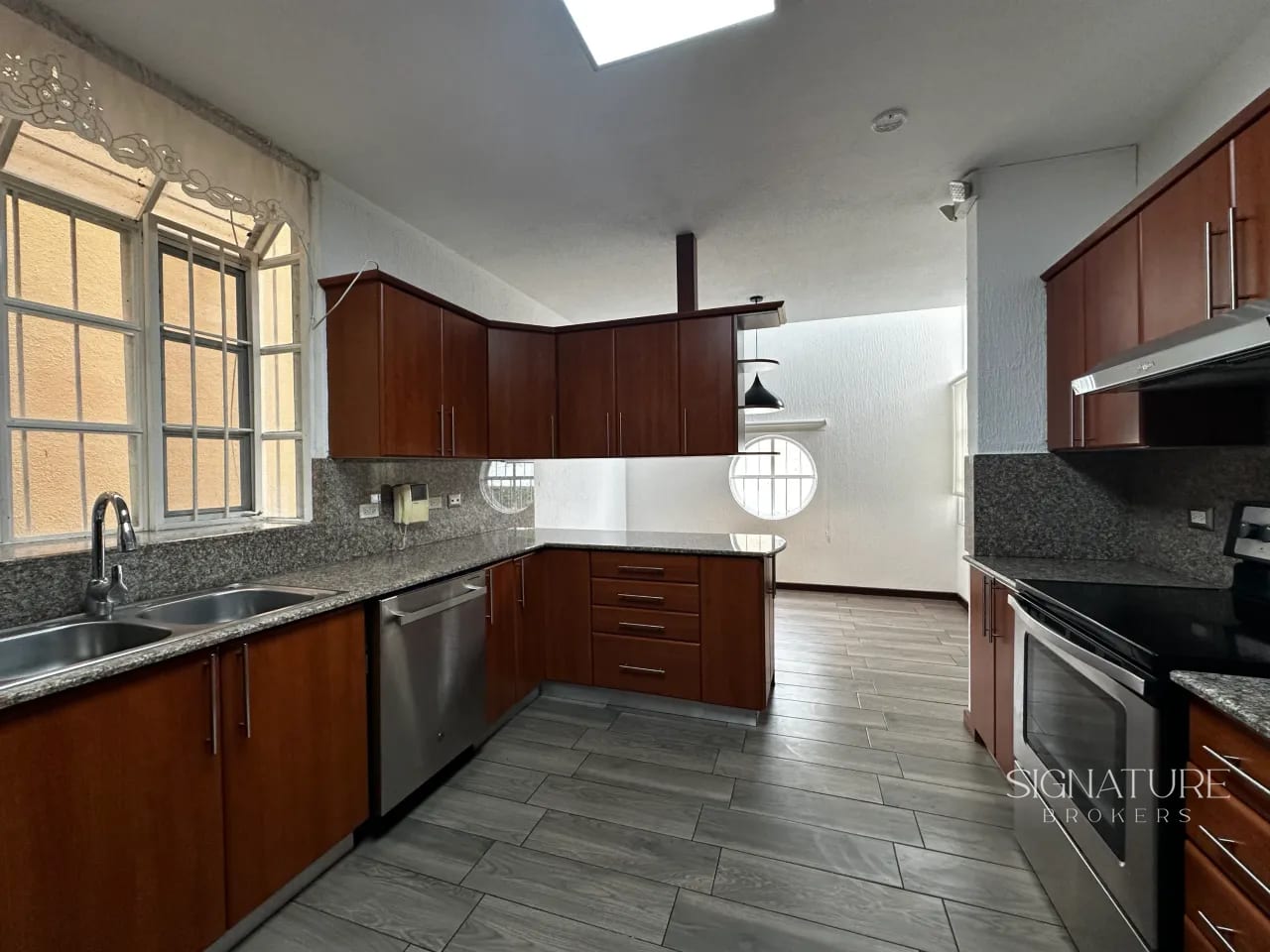 Casa en Renta - Elgin II Z.13 — Casa en Alquiler en Elgin, Zona 13, Guatemala, Ciudad — foto 12 de 14