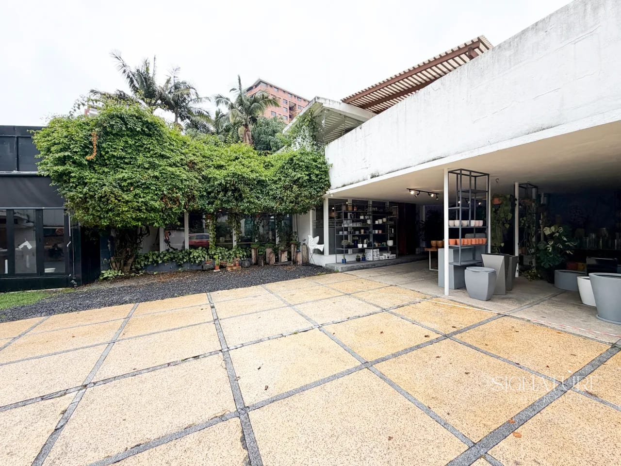 Casa Comercial en Renta zona 14 — Casa en Alquiler en Zona 14, Guatemala, Ciudad — foto 2 de 10