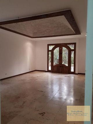 Zona 16 Vendo Casa con Piscina en Cayala — Casa en Venta en Foresta de Cayalá, Zona 16, Guatemala, Ciudad — miniatura 2 de 13