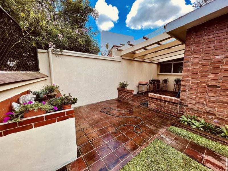 Casa en Oakland zona 10. — Casa en Venta en Zona 10, Guatemala, Ciudad — foto 4 de 14