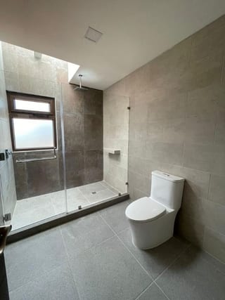 Moderna Casa en Venta | Zona 15, Colonia la Isla — Casa en Venta en El Maestro II, Zona 15, Guatemala, Ciudad — miniatura 14 de 17