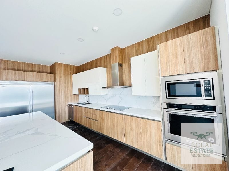Apartamento Amueblado en ECHO Zona 14 | 3 Habitaciones + 3 Parqueos — Apartamento en Alquiler en Echo, Zona 14, Guatemala, Ciudad — foto 3 de 12