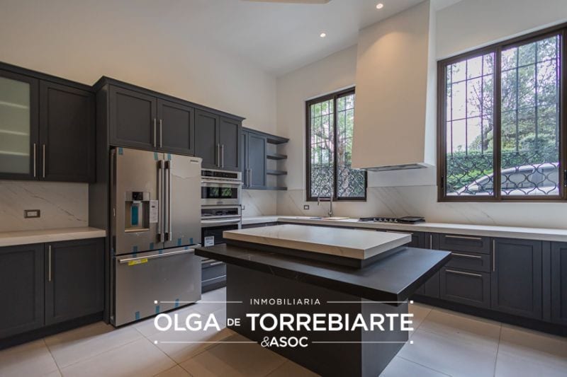 Casa en Condado El Obispo, Antigua Guatemala — Casa en Venta en Antigua, Sacatepéquez — foto 8 de 12