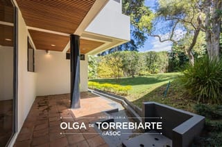 Casa en Lomas del Bosque — Casa en Venta en Santa Catarina Pinula, Guatemala, Ciudad — miniatura 3 de 15