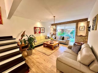 Casa en venta en la Montaña dentro de condominio pequeño — Casa en Venta en Zona 16, Guatemala, Ciudad — miniatura 1 de 12