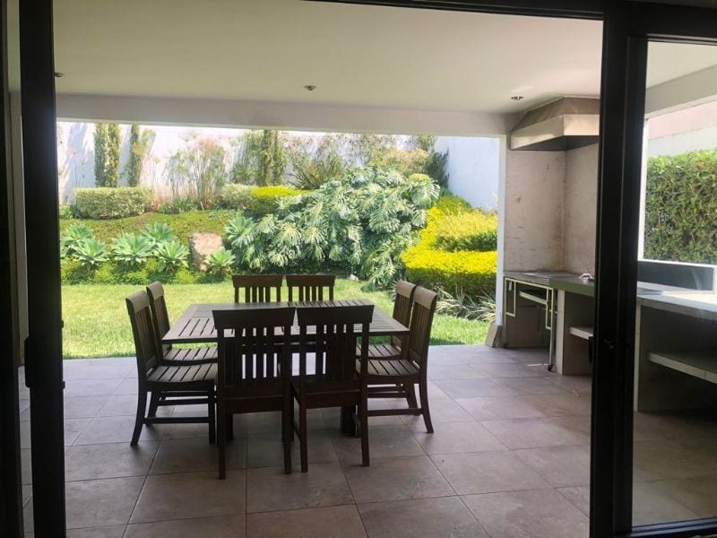 zona 16/Lomas de San Isidro/ Residencia Exclusiva — Casa en Venta en Zona 16, Guatemala, Ciudad — foto 1 de 2