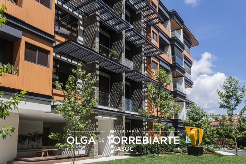Apartamento en primer nivel, Maranta zona 10 — Apartamento en Venta en Maranta Oakland, Zona 10, Guatemala, Ciudad — foto 1 de 17