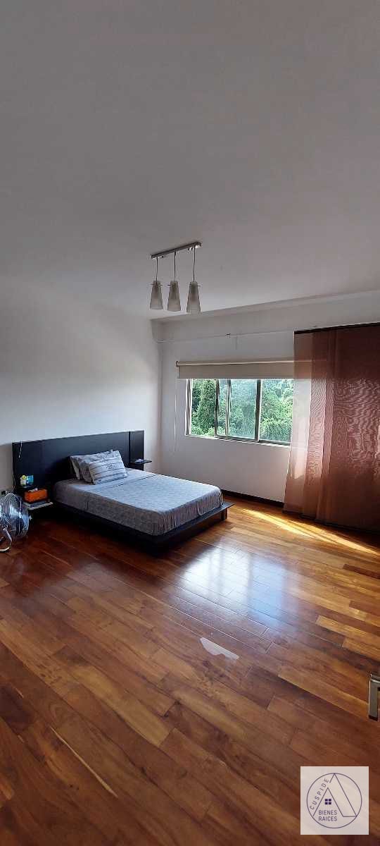 Zona 16 Las Cumbres vendo casa de lujo — Casa en Venta en Las Cumbres, Zona 16, Guatemala, Ciudad — foto 6 de 10
