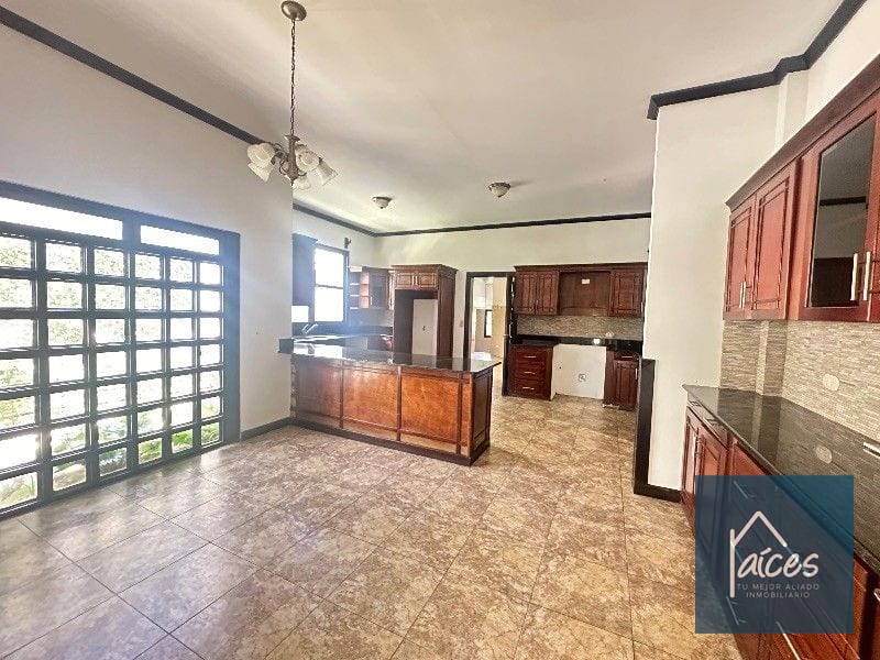 Casa de un nivel en venta Km. 18.5 CES (D) — Casa en Venta en Carretera a El Salvador, Guatemala, Ciudad — foto 6 de 16