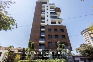 Apartamento en Edificio Laurel, Zona 15 — Apartamento en Venta en Laurel, Zona 15, Guatemala, Ciudad — miniatura 1 de 15