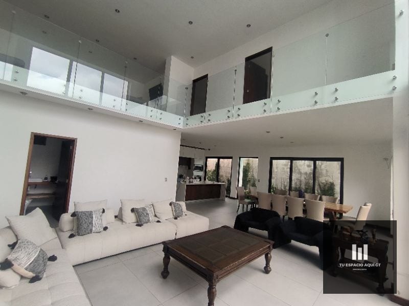 Casa Grande en Venta Zona 16 — Casa en Venta en Hacienda Real, Zona 16, Guatemala, Ciudad — foto 10 de 17