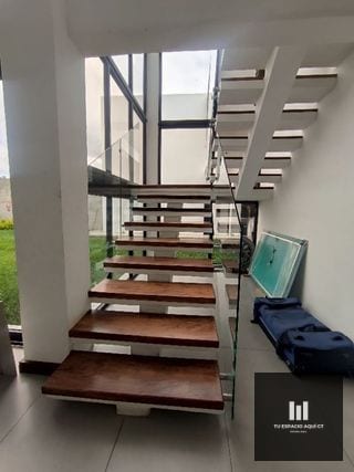 Casa Grande en Venta Zona 16 — Casa en Venta en Hacienda Real, Zona 16, Guatemala, Ciudad — miniatura 4 de 17