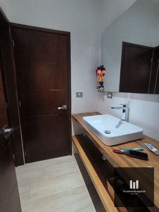 Casa Grande en Venta Zona 16 — Casa en Venta en Hacienda Real, Zona 16, Guatemala, Ciudad — miniatura 17 de 17