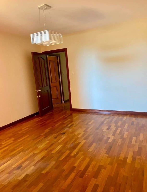 Apartamento en venta o renta zona 14 — Apartamento en Venta en Zona 14, Guatemala, Ciudad — foto 3 de 5