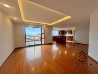 Penthouse espectacular en venta — Apartamento en Venta en Zona 10, Guatemala, Ciudad — miniatura 1 de 16