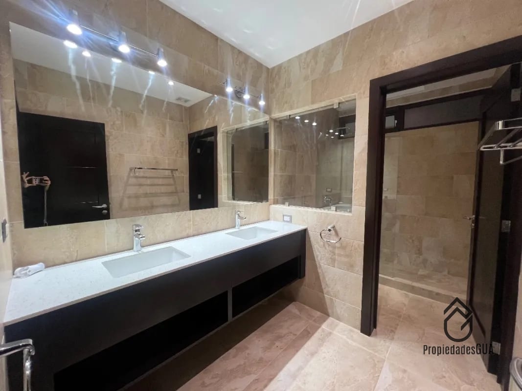 Casa con vista espectacular dentro de condominio en venta — Casa en Venta en Santa Catarina Pinula, Guatemala, Ciudad — foto 11 de 17