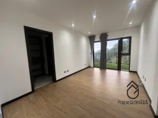 Casa con vista espectacular dentro de condominio en venta — Casa en Venta en Santa Catarina Pinula, Guatemala, Ciudad — miniatura 8 de 17