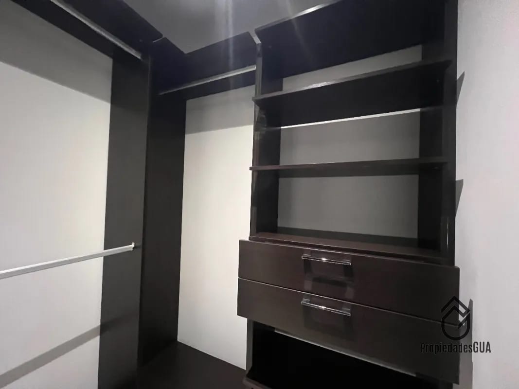 Casa con vista espectacular dentro de condominio en venta — Casa en Venta en Santa Catarina Pinula, Guatemala, Ciudad — foto 7 de 17