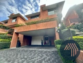 Venta de Hermosa Casa - Res. Concepción, KM 15 CES — Casa en Venta en Condominio Dalias-Residencias Concepción., Carretera a El Salvador, Guatemala, Ciudad — miniatura 4 de 12