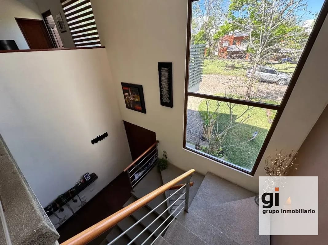 Linda casa en venta en condominio exclusivo de zona 16 — Casa en Venta en Zona 16, Guatemala, Ciudad — foto 11 de 15