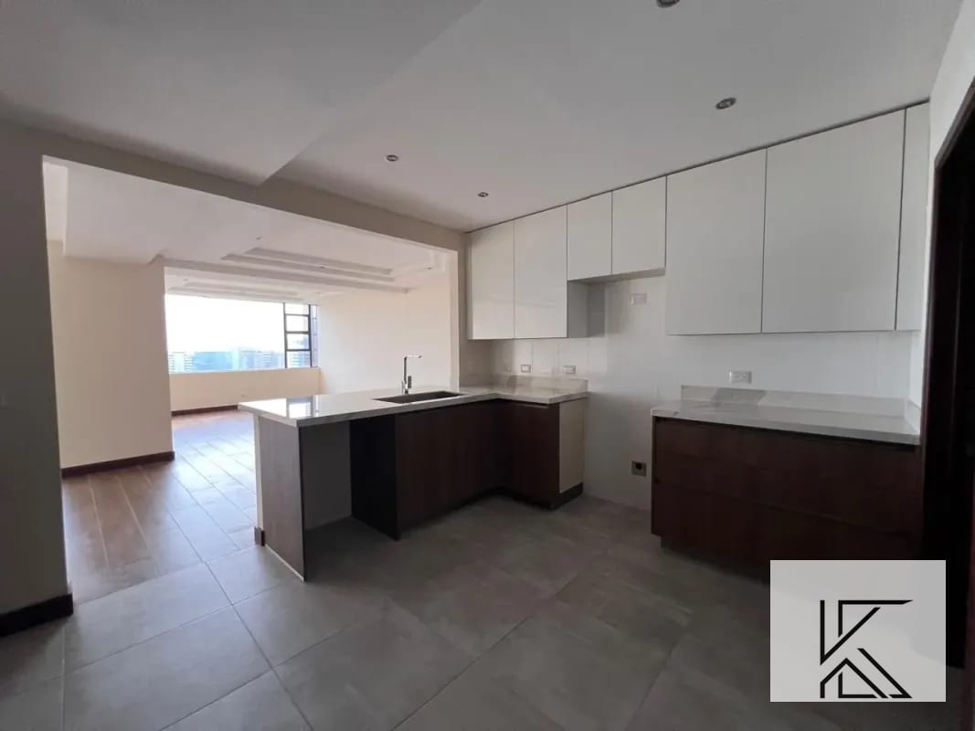 Elegante apartamento en venta en el Condominio Milenia, zona 10 — Apartamento en Venta en Milenia, Zona 10, Guatemala, Ciudad — foto 7 de 12