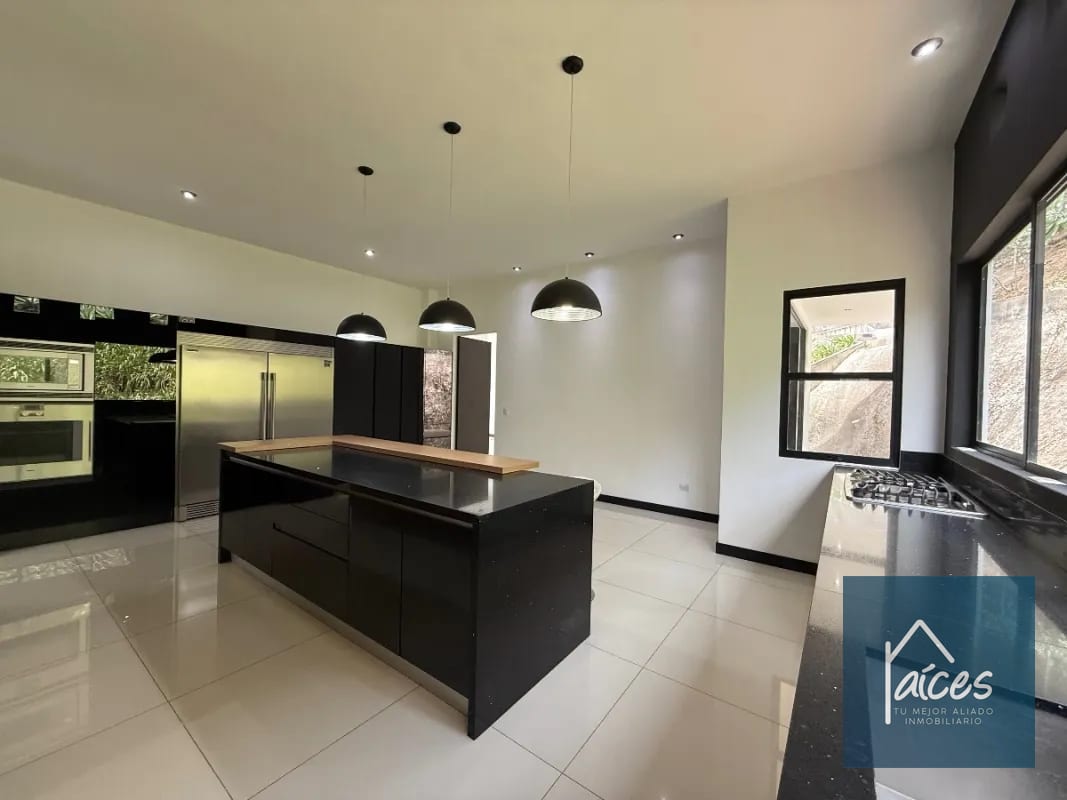 Casa de 1 nivel en venta VISTALVALLE, Km 10.5 CES (D) — Casa en Venta en Carretera a El Salvador, Guatemala, Ciudad — foto 3 de 13