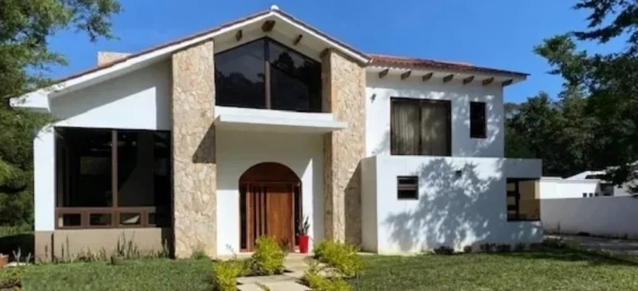 Casa en Carretera al Salvador — Casa en Venta en Carretera a El Salvador, Guatemala, Ciudad — foto 1 de 10