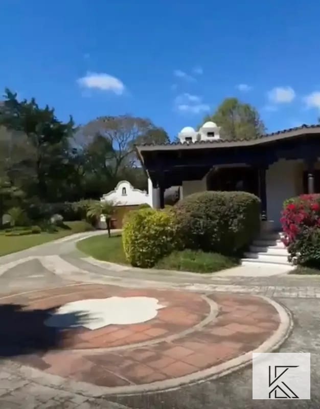 Hermosa Mansion en ALQUILER en Las Maravillas , Km 28 CAES — Casa en Alquiler en Carretera a El Salvador, Guatemala, Ciudad — foto 3 de 17