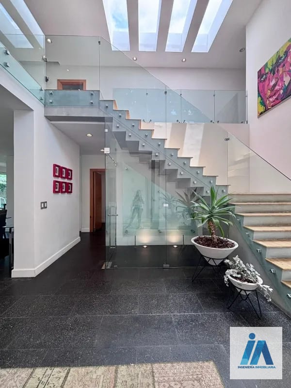 ESPECTACULAR CASA - Las Luces km 12.5 CAES en Venta — Casa en Venta en Las Luces, Carretera a El Salvador, Guatemala, Ciudad — foto 12 de 17
