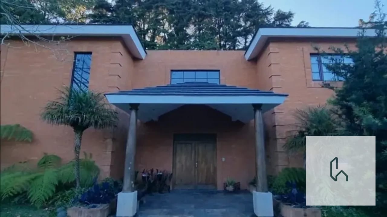 Amplia Casa en Venta en Muxbal — Casa en Venta en Muxbal, Guatemala, Ciudad — foto 1 de 12