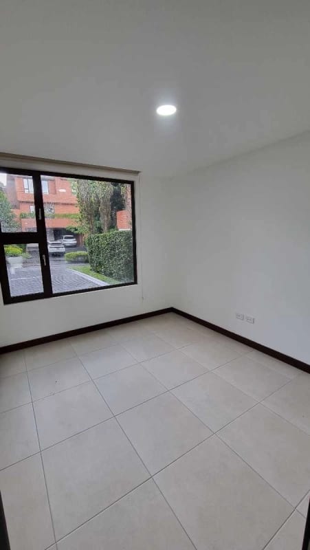 *Vendo Hermosa Casa en Exclusiva Area de Carretera a El Salvador, Residencias Concepción, cluster Camelias* — Casa en Venta en Bromelias Concepcion, Carretera a El Salvador, Guatemala, Ciudad — foto 14 de 17
