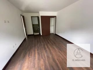 Linda casa con Jardín en venta — Casa en Venta en Santa Catarina Pinula, Guatemala, Ciudad — miniatura 16 de 17