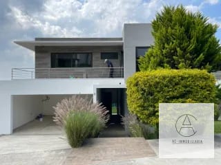 Linda casa con Jardín en venta — Casa en Venta en Santa Catarina Pinula, Guatemala, Ciudad — miniatura 14 de 17