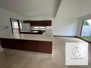 Linda casa con Jardín en venta — Casa en Venta en Santa Catarina Pinula, Guatemala, Ciudad — miniatura 8 de 17