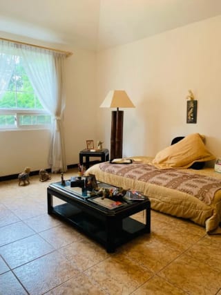 🏠Se vende casa de un nivel con hermoso jardín, en Casa y Campo, Carretera a El Salvador — Casa en Venta en Carretera a El Salvador, Guatemala, Ciudad — miniatura 1 de 17